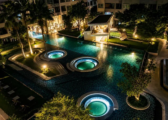 Spacious Near Bts Kitchen & Washer * Bangkok