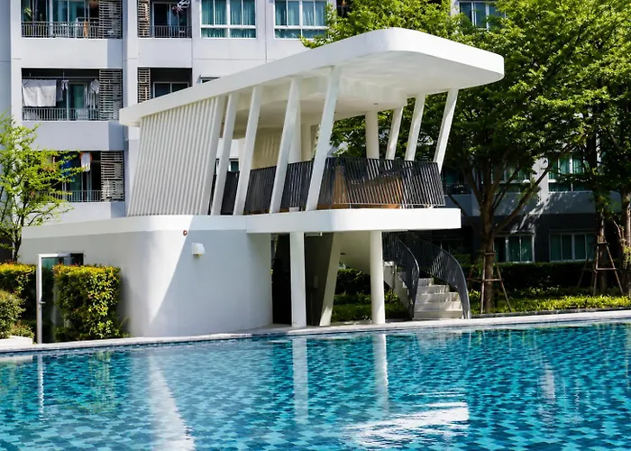 Apartment Spacious Near Bts Kitchen & Washer